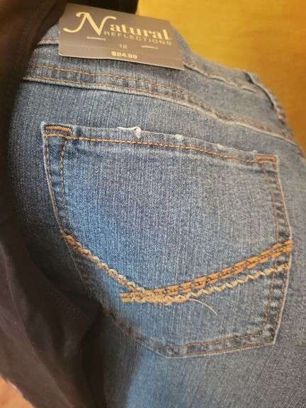 2 Natural Reflections size 12 Jeans Black are Flannel