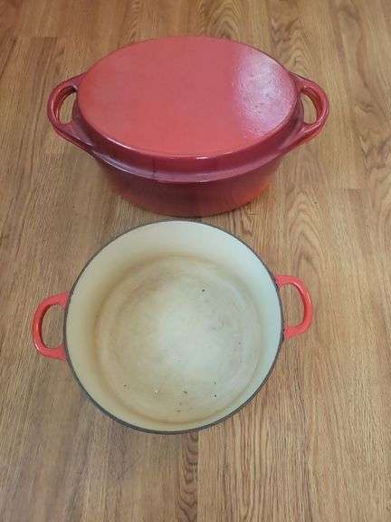 2 Enamel Cast Iron Pots and Skillet Lid