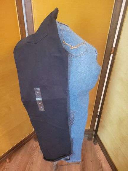 2 Natural Reflections size 12 Jeans Black are Flannel