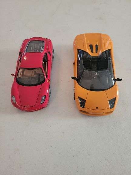 Lamborghini Murcielago Roadster and Ferrari F430 Scale Models
