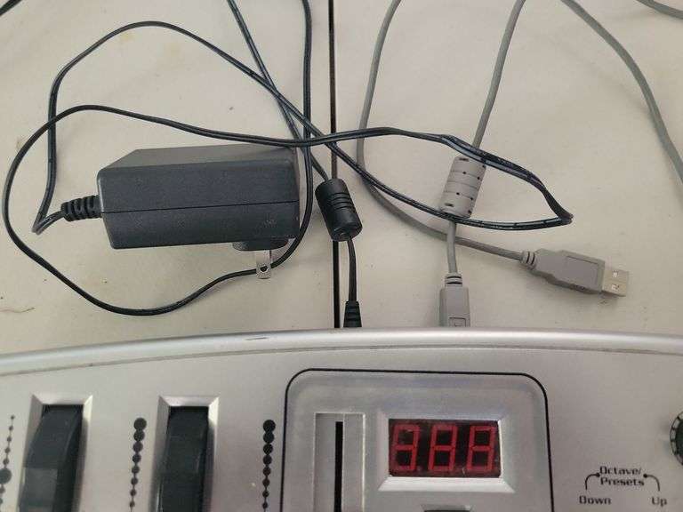 Midiman Oxygen 8 USB Keyboard