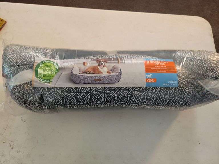New Pet Bed 27" x 36"
