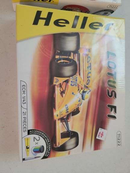 2  - Lotus F1 Scal Models (1-New Sealed)