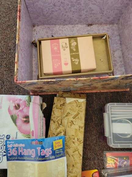 Lot Housewares