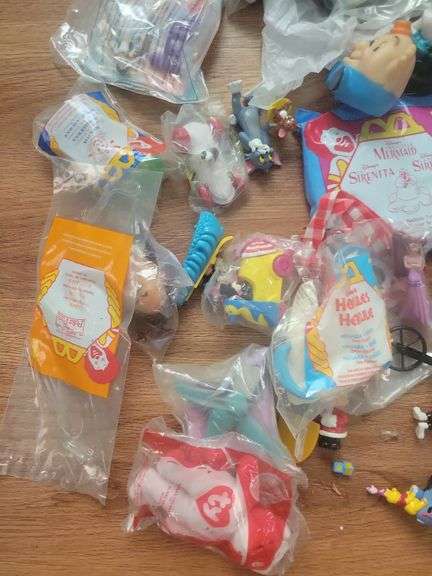 Box McDonalds Toys