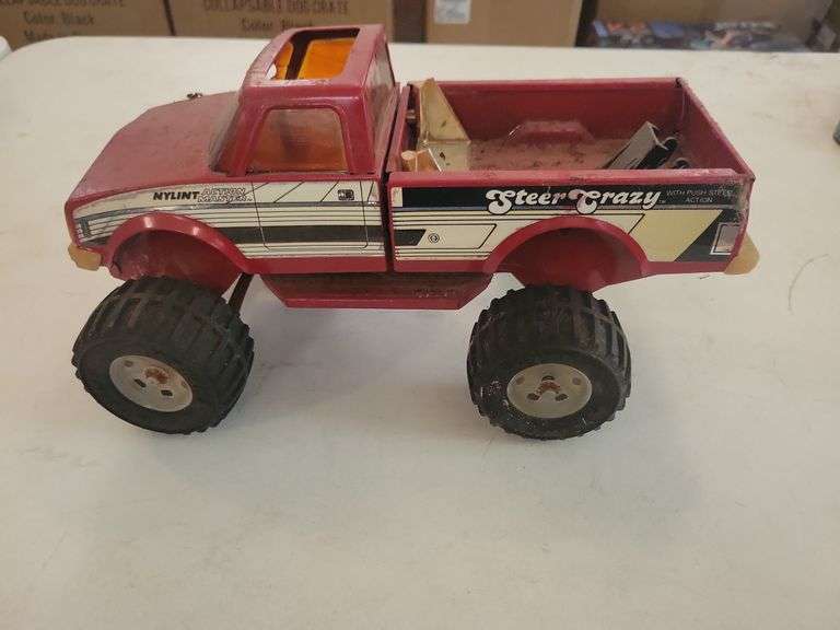 Nylint Truck