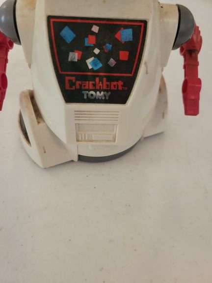 Tomy Crackbot