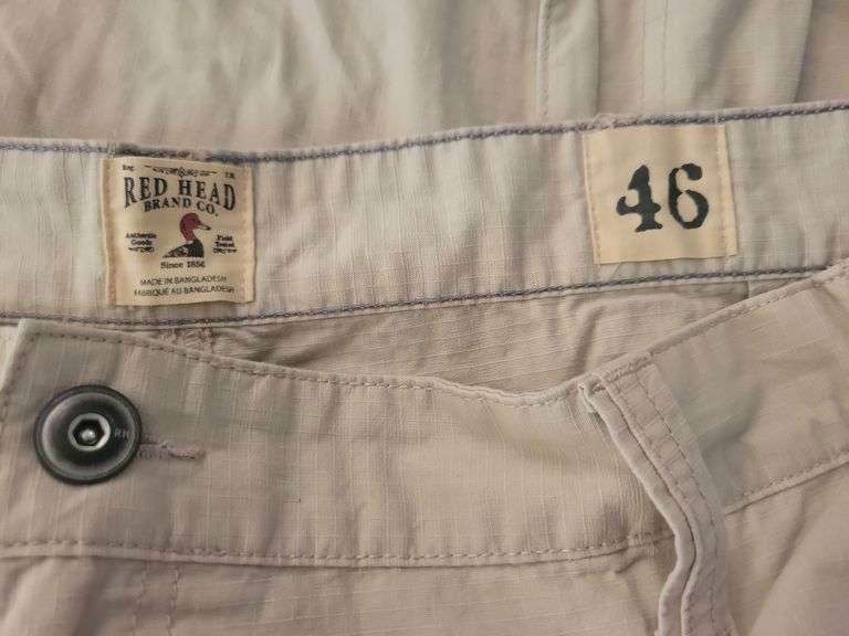 2 RH Size 46 Shorts
