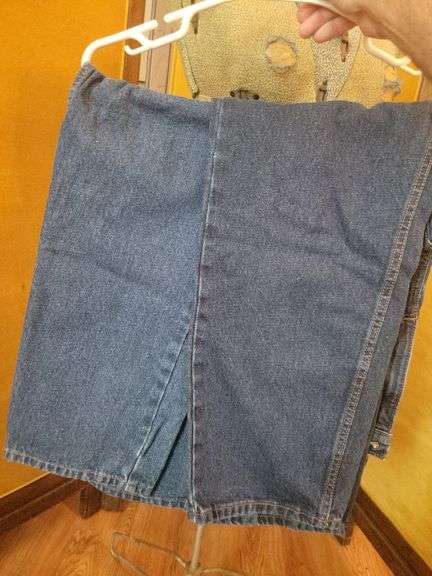 R H 38x30 Jeans