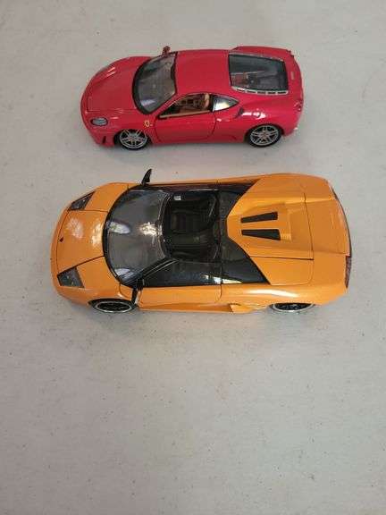 Lamborghini Murcielago Roadster and Ferrari F430 Scale Models