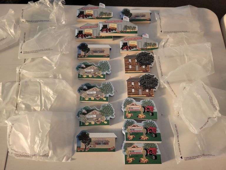 15 Cats Meow Farm Plaques