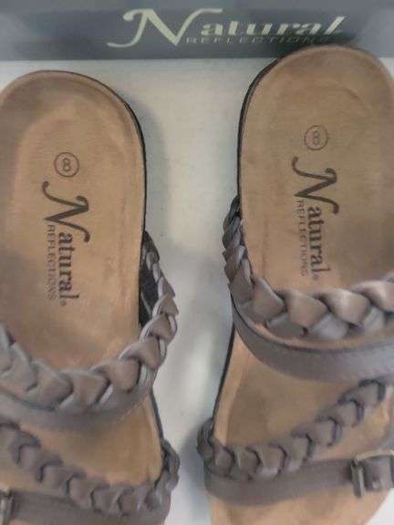 Natural Reflections size 8 Sandles