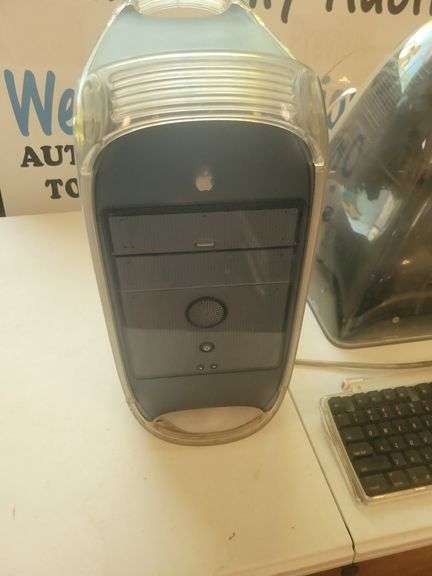 Apple G4 Cube Computer w/Keyboard and Mouse (Monitor w/ Cracked Base)