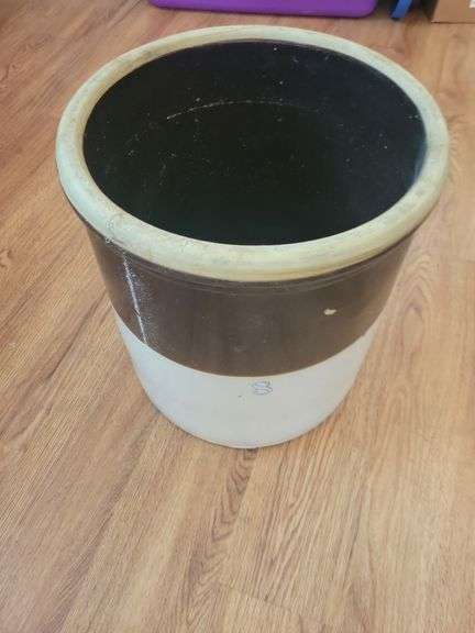 8 Gal. Crock