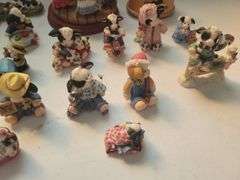 20 Merry Moo and 8 Other Figurines