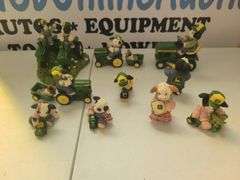 10 John Deere Merry Moo Figurines