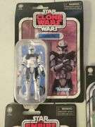 3 Star Wars Figures