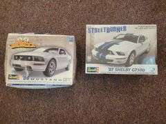2 Mustang Models