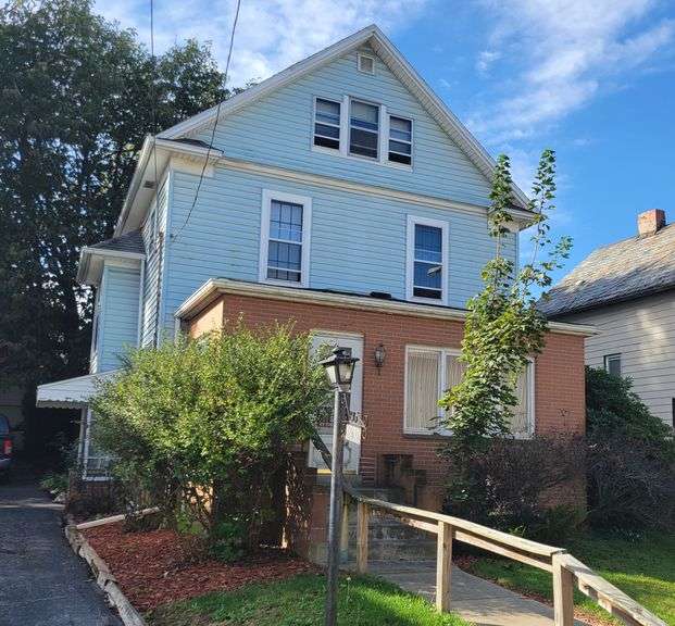 Soldo Estate Auction