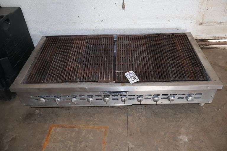 Bakers Pride 58" gas radiant char grill - Untested