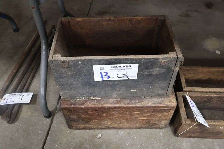 Pair to go - Vintage wood totes - 15" wide