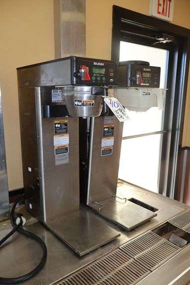 Pair to go - Bunn ITCB-DV HV satellite iced tea dispensers - unknown - in storage