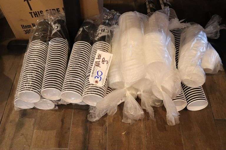 All to go - Crave labeled paper cups with some lids