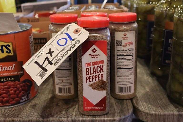 Times 4 - Member's Mark black pepper seasoning