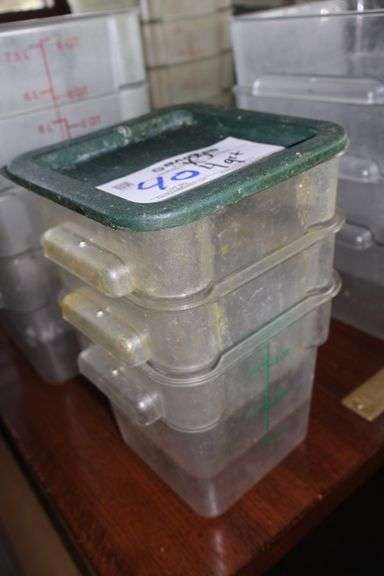 Times 3 - 4 quart acrylic food storage containers with 1 lid