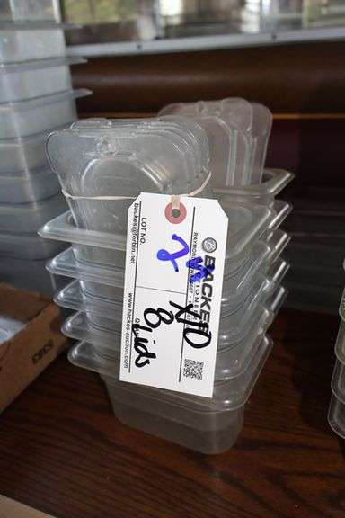 Times 10 - 1/9 x 4" acrylic inset pans with 8 lids