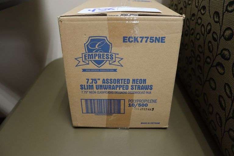 Box of Impress 7.75" unwrapped straws