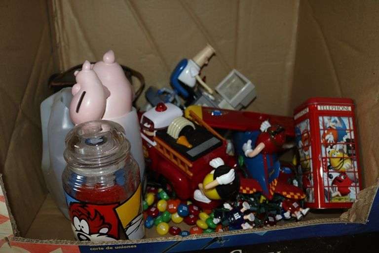 All to go - Décor, toys, & more