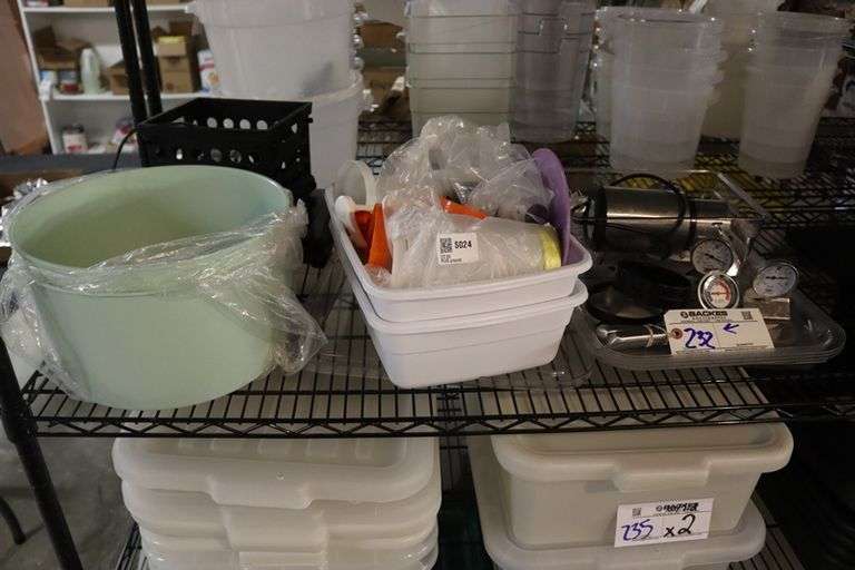 All to go - assorted pumps, thermometers and more