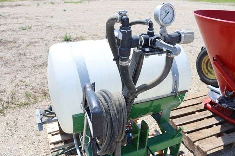 Sprayers Specialties 10' sprayer w/ 55-gallon poly tank, hand wand, 3 pt.