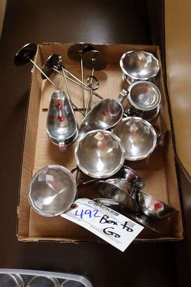 Box to go - assorted creamers, sherberts and table stands