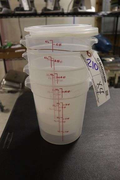 Times 4 - 4 qt food containers with 3 lids