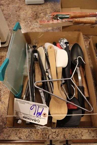 Box flat to go - Assorted kitchen utensils