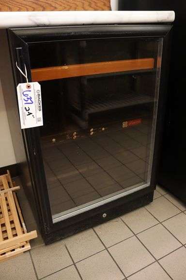 Allavino wine refrigerator