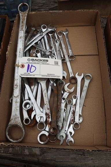 Box flat to go - Assorted wrenches