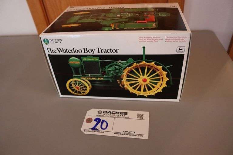 John Deere Precision Series 2000 Waterloo Boy Tractor