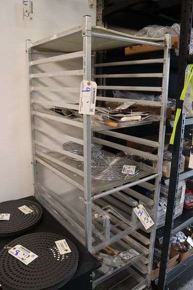 Winholt portable sheet pan rack