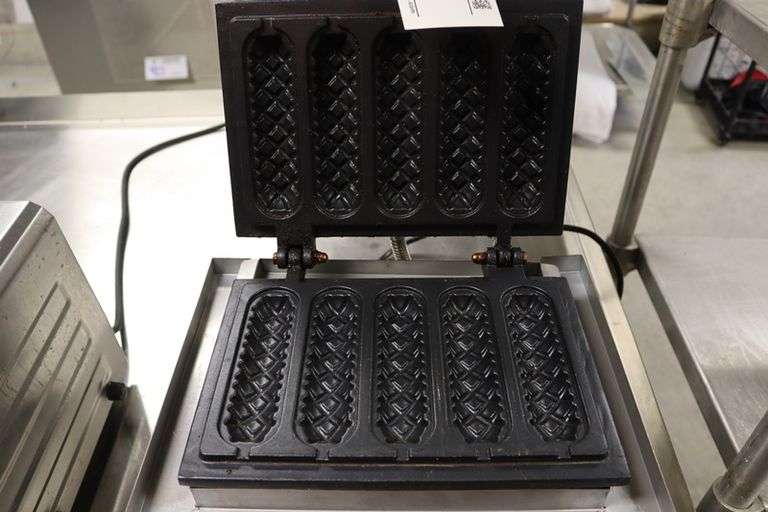 Ald Kitchen model AR-EG5X corn dog unit
