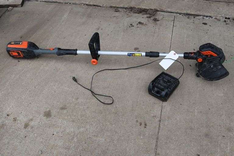 Remington 40 volt weed wacker with charger