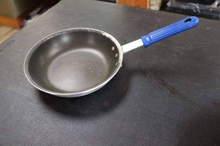 Times 4 - 8 1/2" skillets