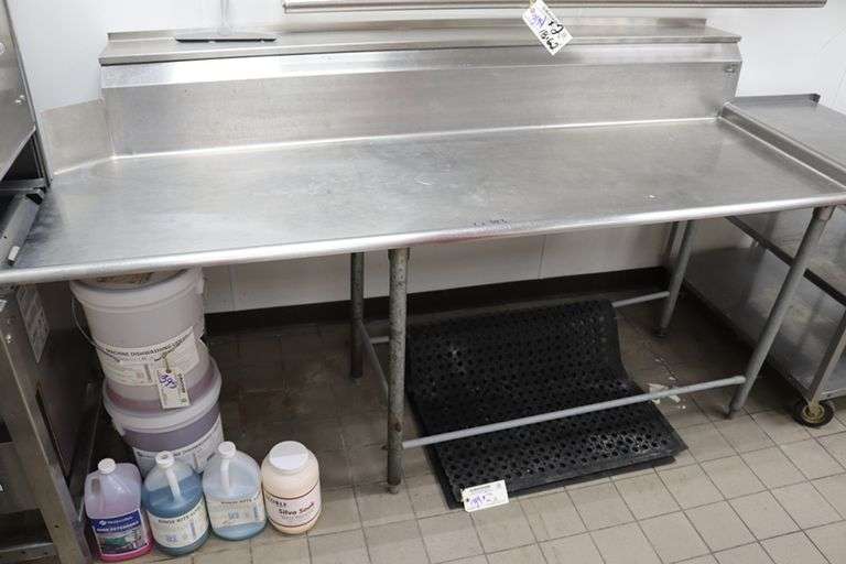 30" x 84" stainless right hand clean table