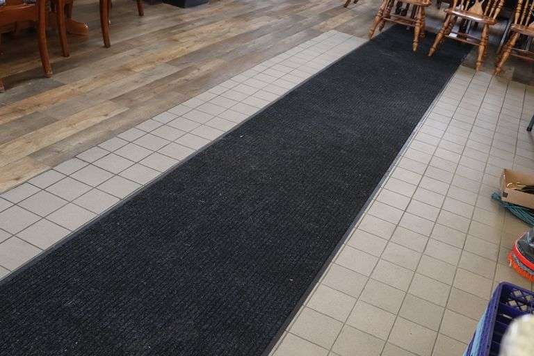 36" x 36' floor runner