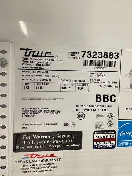 True GDM-49 portable glass 2 door merchandising cooler - nice condition