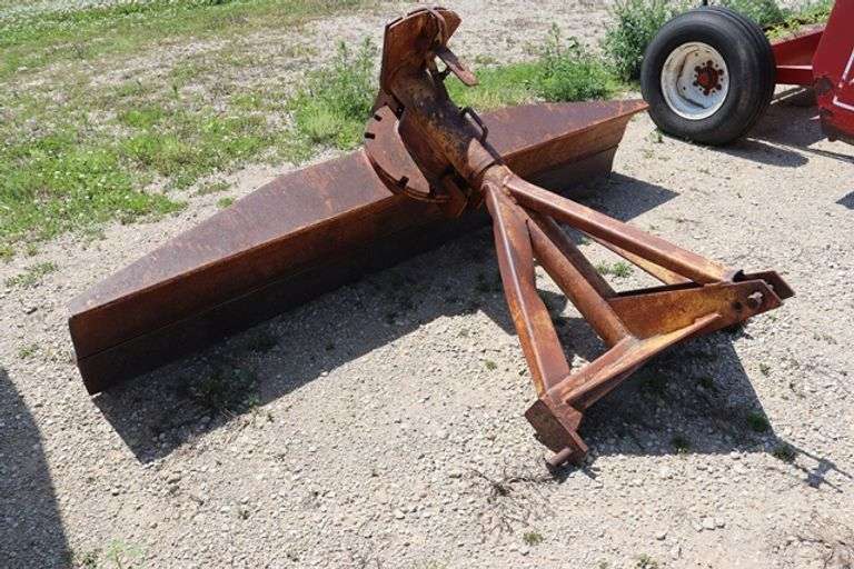 8' Angle & swivel 3 pt. rear blade