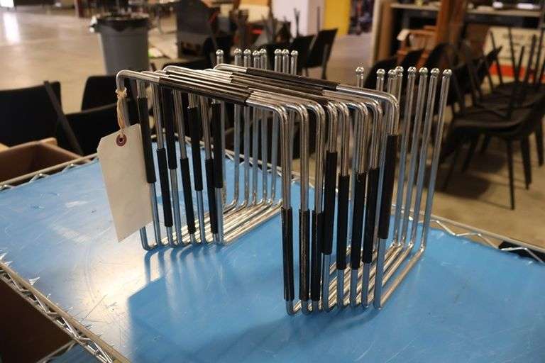 Times 8 - 7" Tall pizza pan table risers