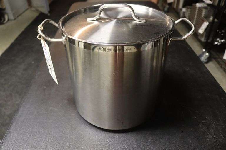 Heavy duty stock pot with lid - nice